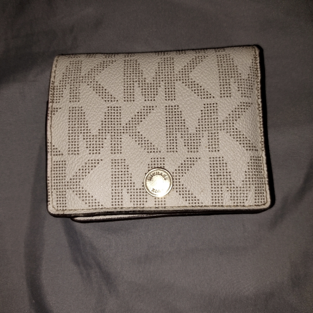 Michael Kors wallet